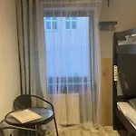 فندق مبيت وإفطار 49 *