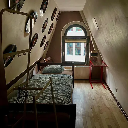 49 Bed & Breakfast *