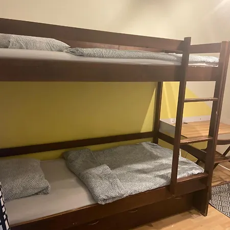 Bed & Breakfast 49